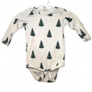 Kate Quinn Christmas Tree Bodysuit Onesie 6-12 Month Organic Cotton